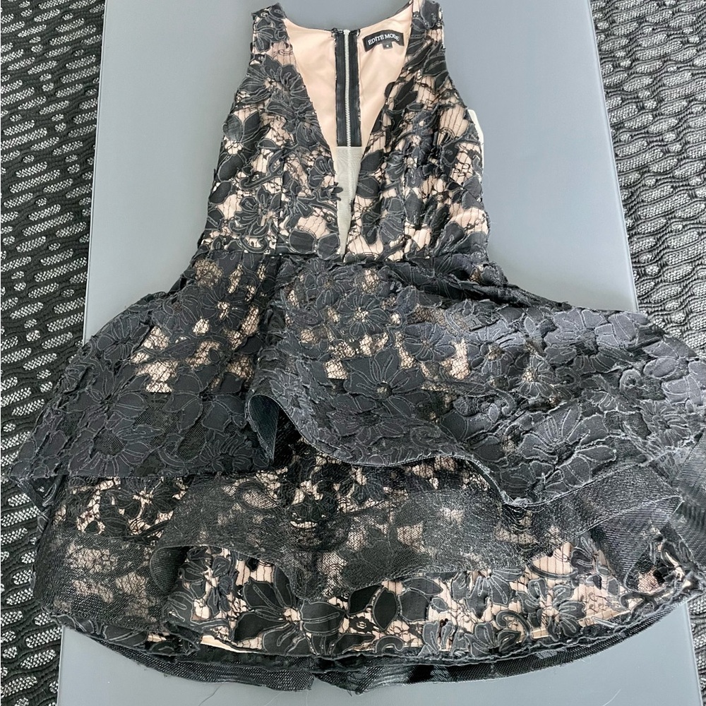Chic Black Lace Mini Dress